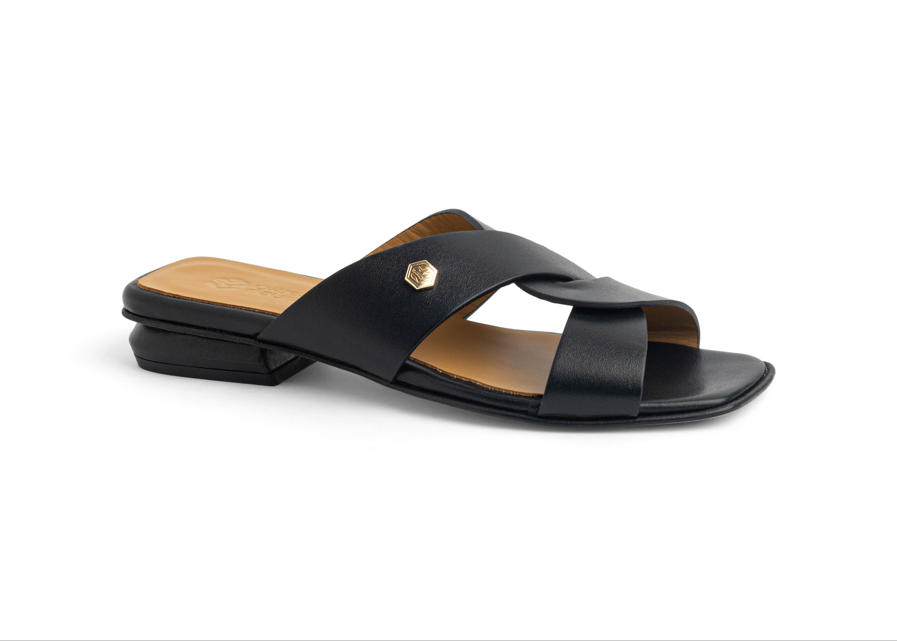 Woman Leather Sandal LS A1702 C